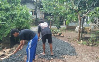 Jalan Mulus, Ekonomi Tumbuh: Desa Nambo Giatkan Pembangunan Infrastruktur