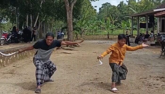 Harmoni Bilah Lengkung: Menengok Sisi Estetik Seni Celurit Madura yang Viral