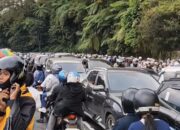 Jalur Puncak Bogor Lumpuh Total, Arus Lalu Lintas di Sekitar Kawasan Gunung Mas Tak Bergerak