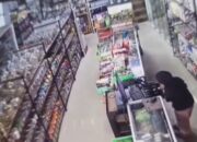 Kepergok Mencuri, Seorang Wanita Nekat Lepas Celana Diduga Pura-Pura ODGJ