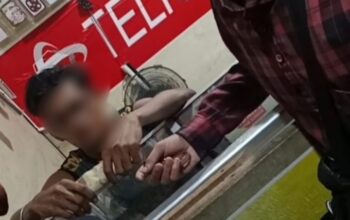 Berkedok Konter Pulsa, Kios di Telukjambe Timur Karawang Diduga Jadi Lapak Tramadol