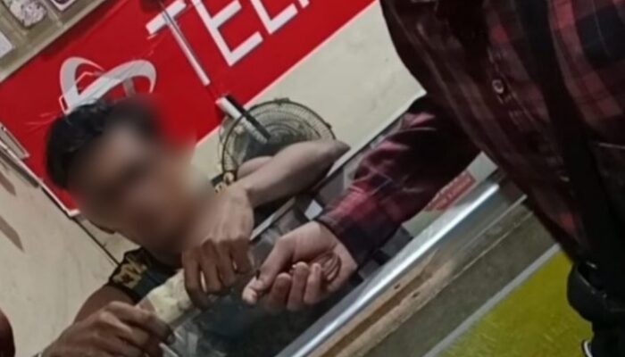 Berkedok Konter Pulsa, Kios di Telukjambe Timur Karawang Diduga Jadi Lapak Tramadol