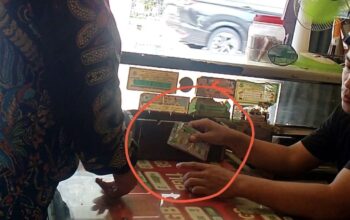 Kios Berkedok Konter HP di Jalan Raya Pangkalan Diduga Bandel, Tramadol Kembali Dijual